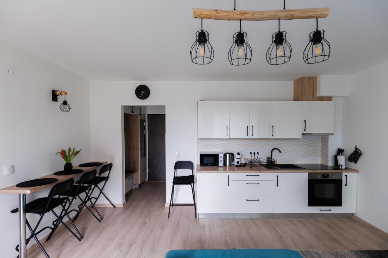 Villa Bauhaus Wellness Apartman Fsz. 1 Siófok Buitenkant foto
